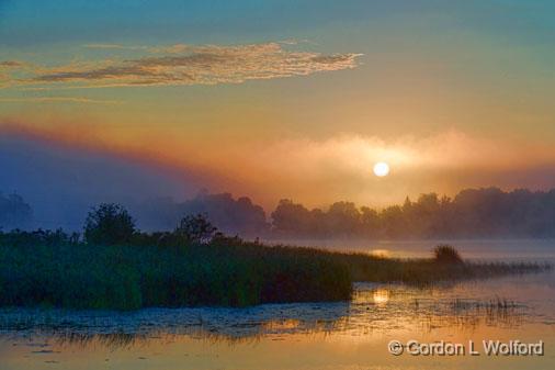 Rideau Canal Sunrise_14923.jpg - Photographed along the Rideau Canal Waterway near Smiths Falls, Ontario, Canada.